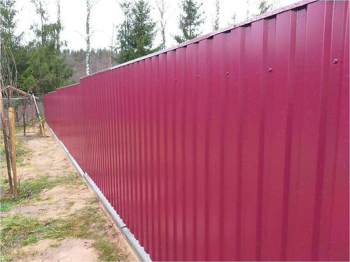 Забор 70м из двустороннего профлиста 3005 фото5 в Сосновом Бору