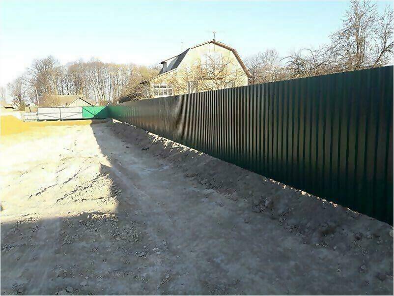 Забор, ворота, калитка из зеленого профлиста 150м фото 4 в Сосновом Бору
