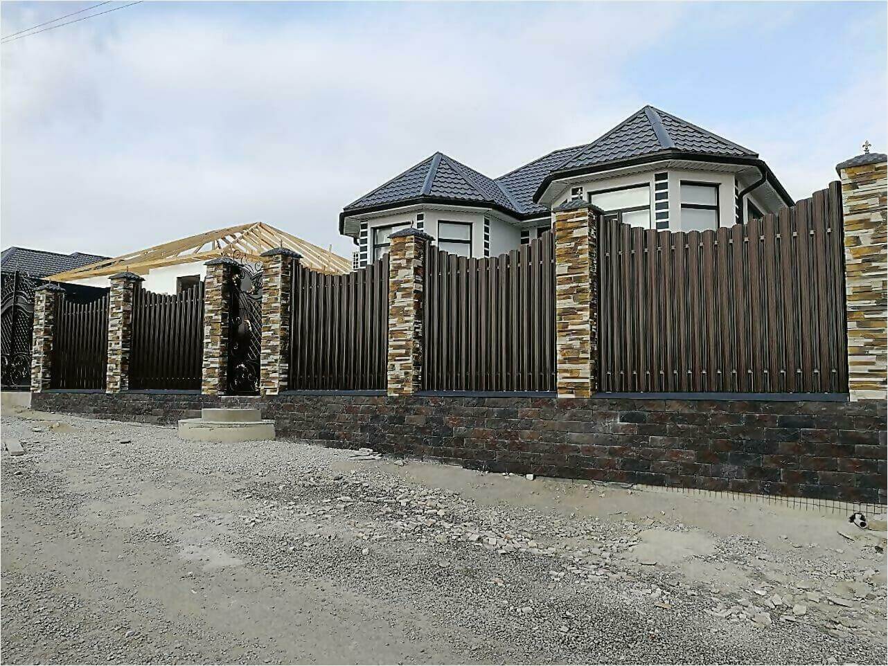 забор из штакетника 110м фото3 в Сосновом Бору