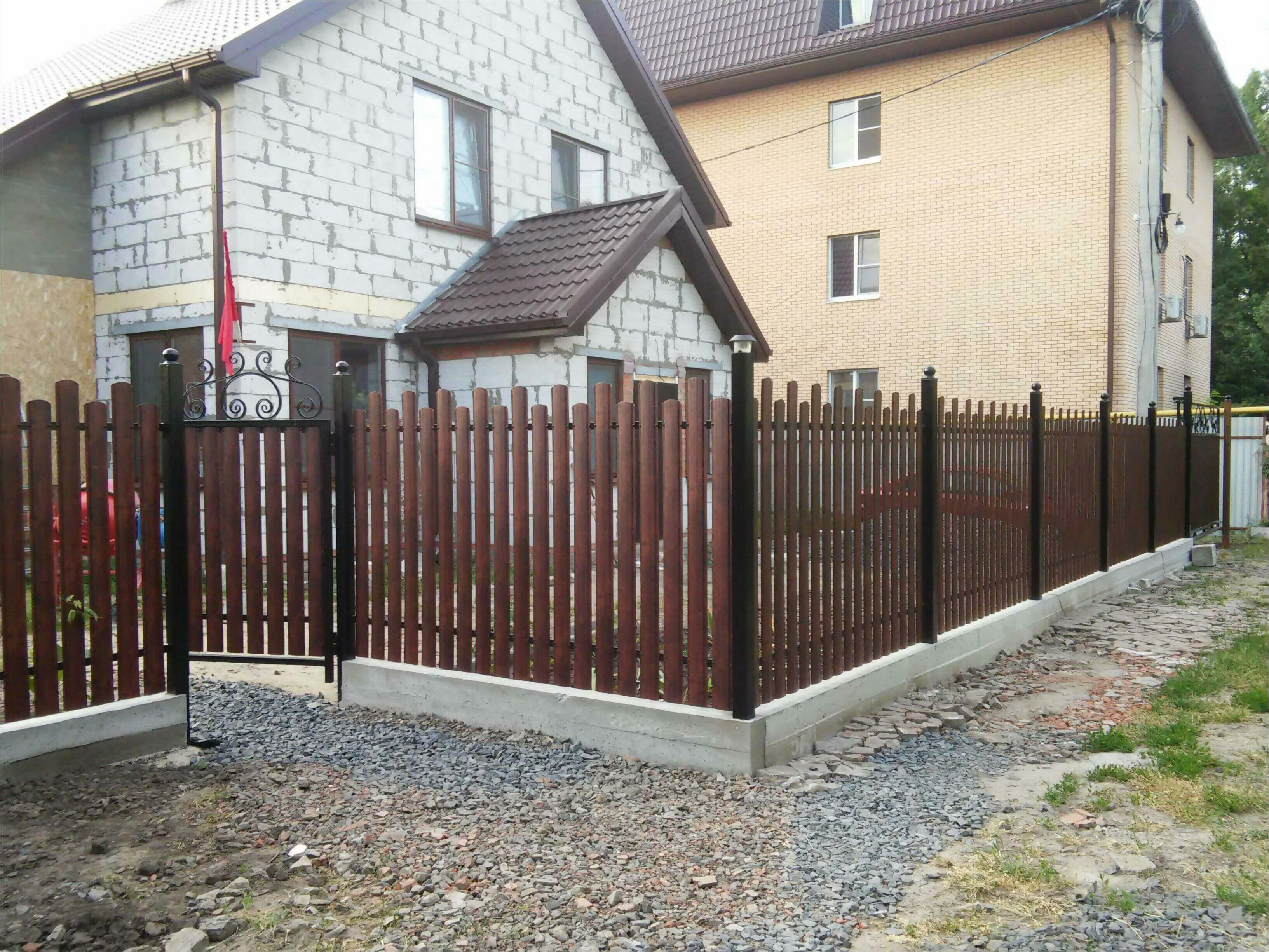 Забор из штакетника 90м фото5 в Сосновом Бору