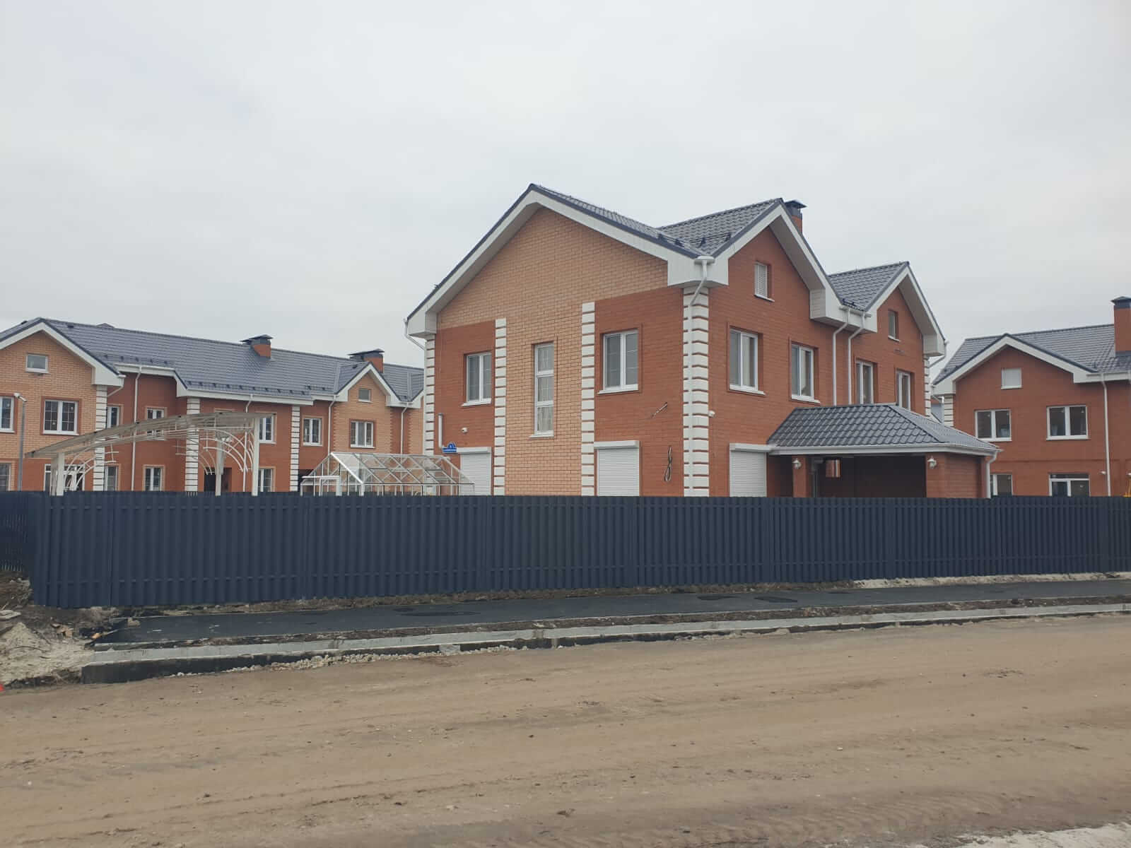 Забор из штакетника 230м Серый Графит фото3 в Сосновом Бору