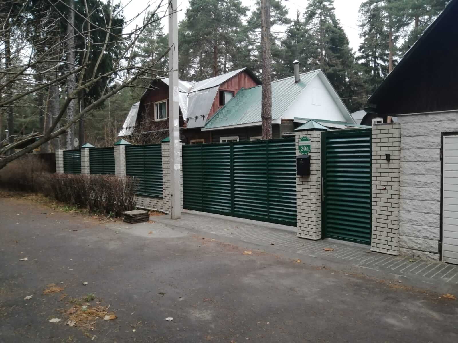 Забор-жалюзи с ламелями ЭКО-Z Зеленый Мох фото1 в Сосновом Бору