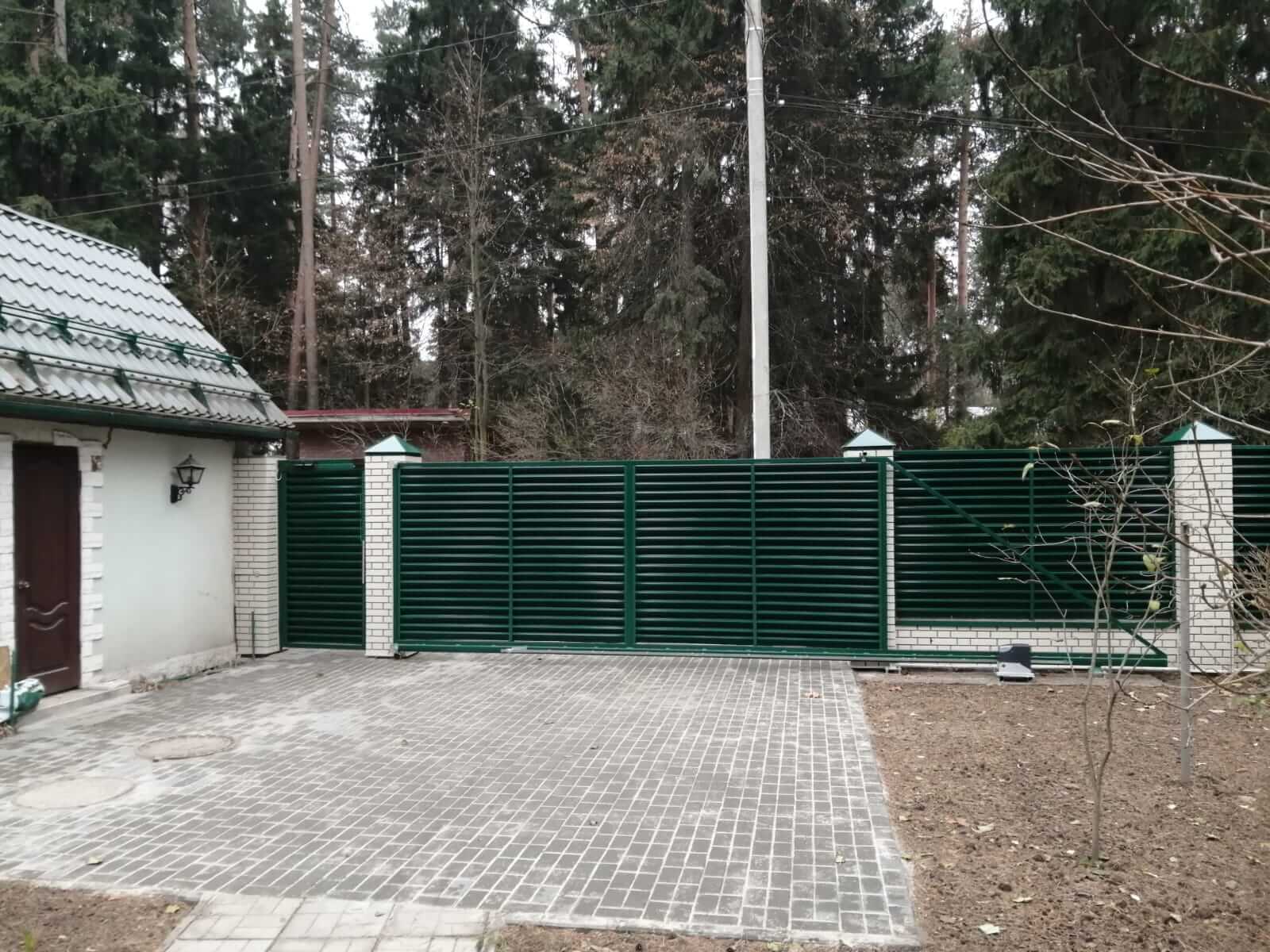 Забор-жалюзи с ламелями ЭКО-Z Зеленый Мох фото2 в Сосновом Бору