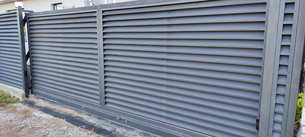 забор с ламелями эко-z ral7024/7024 серый графит двусторонний матте фото7 в Сосновом Бору