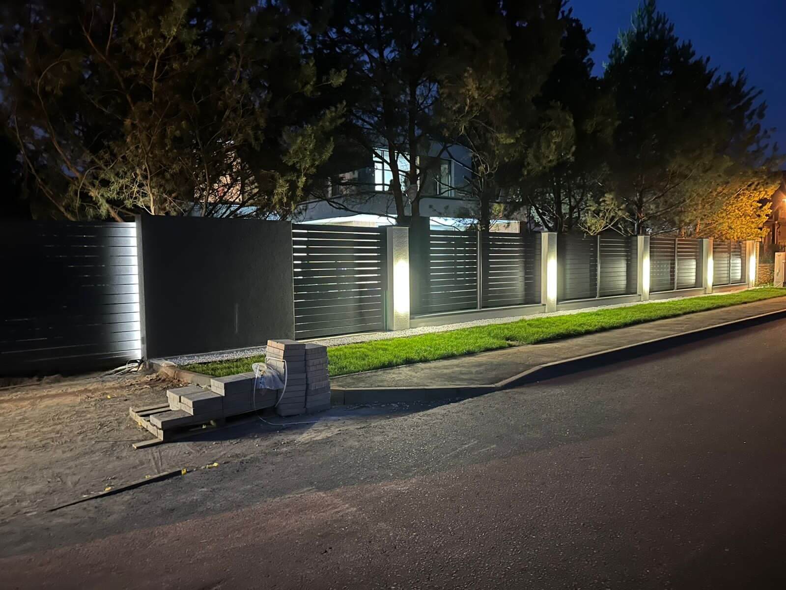 Забор-ранчо из металлопланкена 36м RAL7024 Серый Графит фото 11 в Сосновом Бору