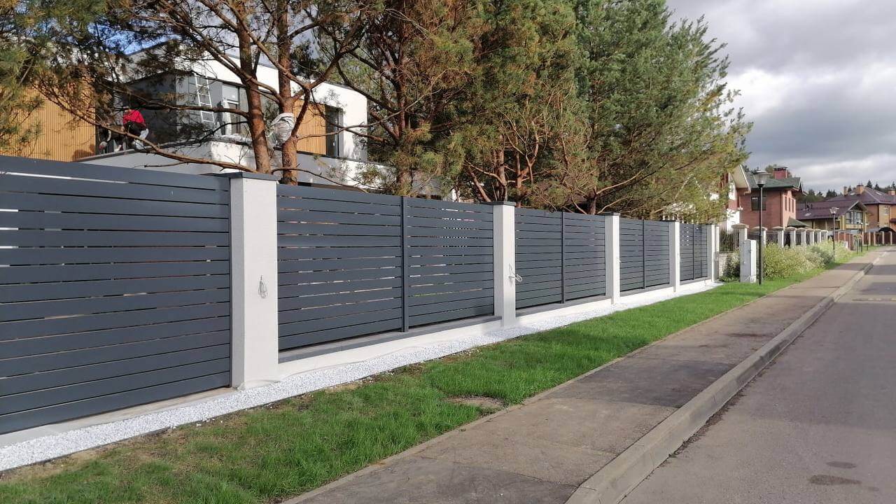 Забор-ранчо из металлопланкена 36м RAL7024 Серый Графит в Сосновом Бору