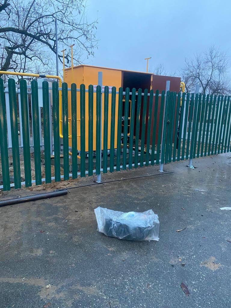 Забор из штакетника ЭКО-М 12м RAL6005 Зеленый Мох в Сосновом Бору