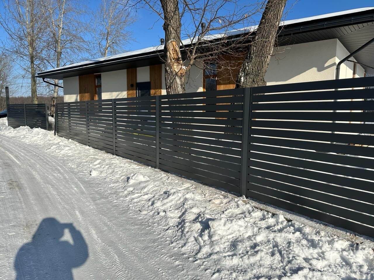 Забор-ранчо из металлопланкена 37м RAL7024 Серый Графит фото 1 в Сосновом Бору