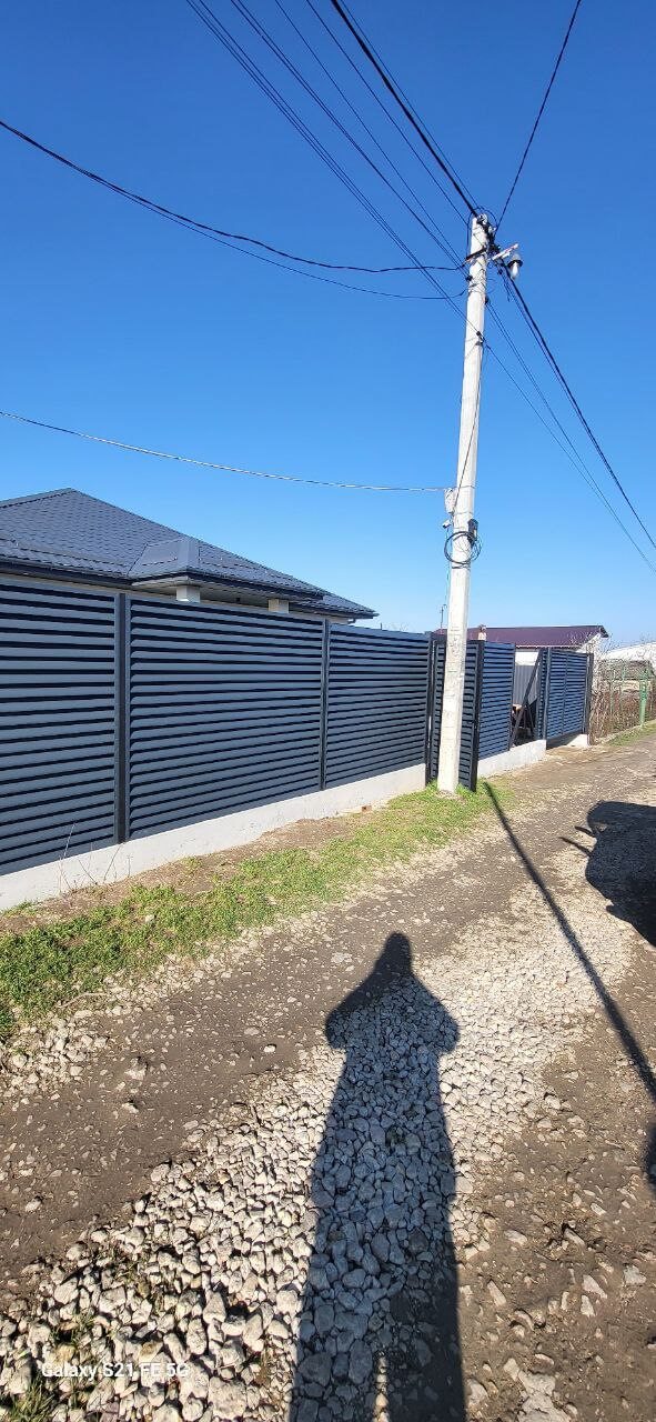 Забор из ламелей еврожалюзи 30м RAL7024/7024 Серый Графит двусторонний фото 1 в Сосновом Бору