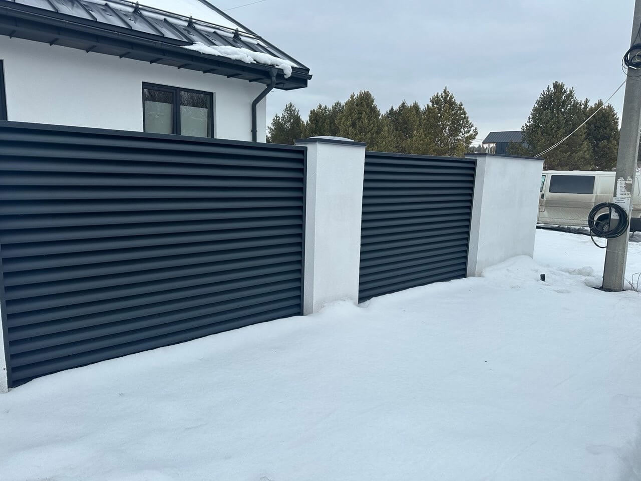 Забор-жалюзи 76м RAL7024/7024 Серый Графит двусторонний МАТТЕ фото 4 в Сосновом Бору