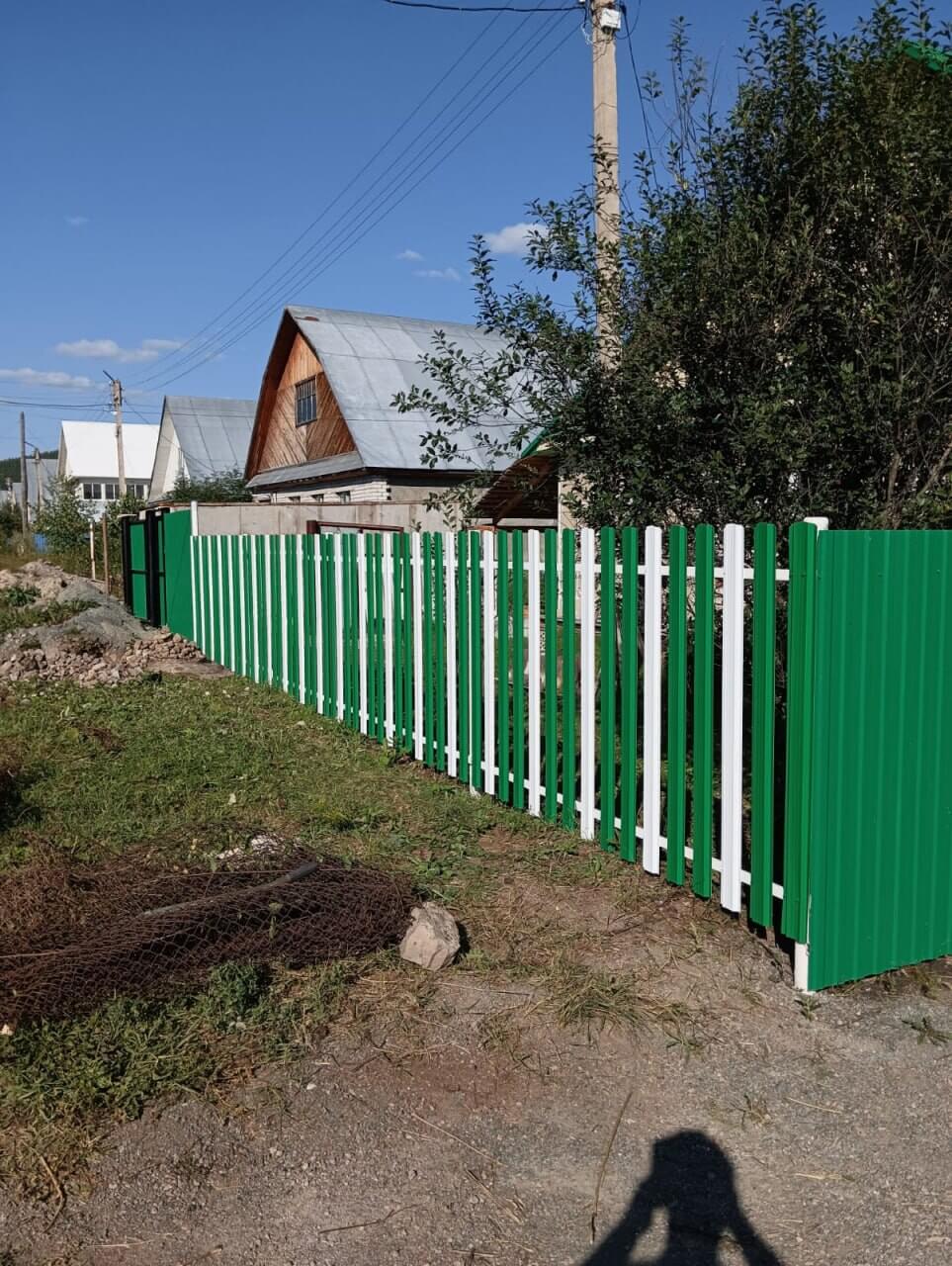 Забор из евроштакетника 10м RAL9003 Белый, RAL6029 Зеленая Мята в Сосновом Бору