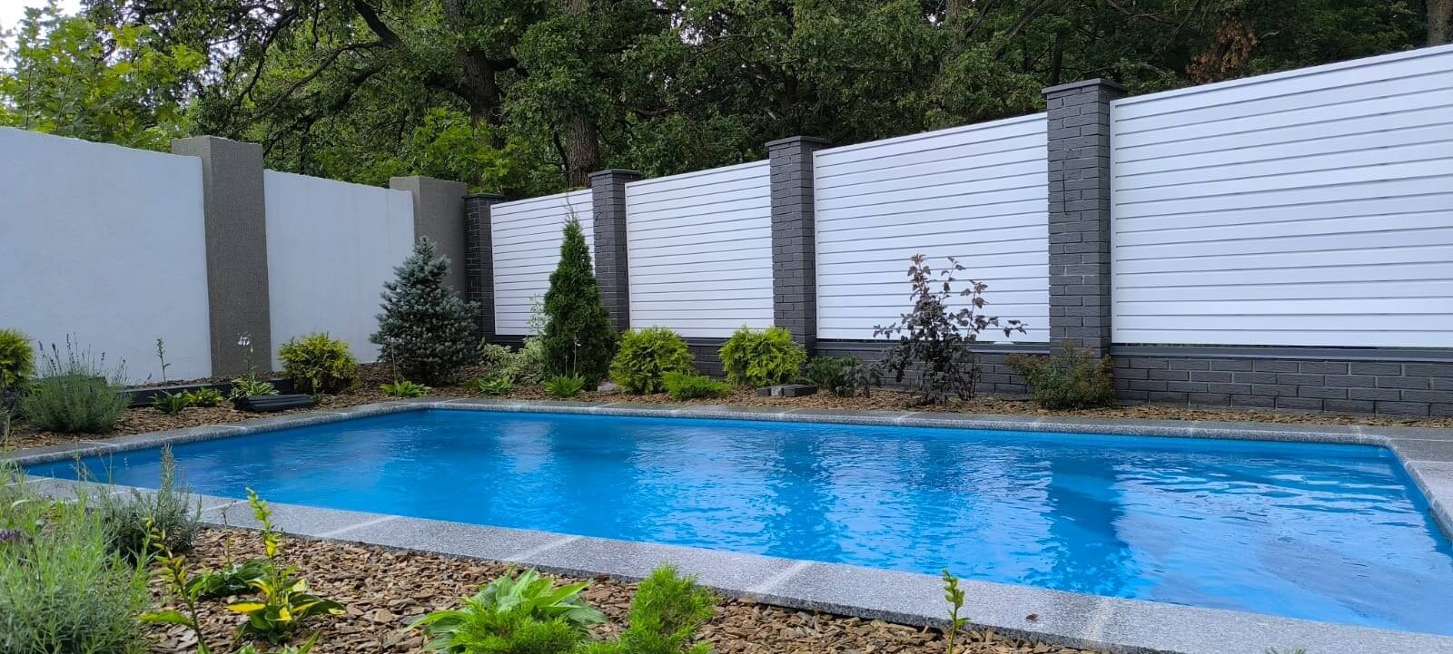 Забор-жалюзи из ламелей Хай-Тек 54м RAL9003 Белый фото 4 в Сосновом Бору