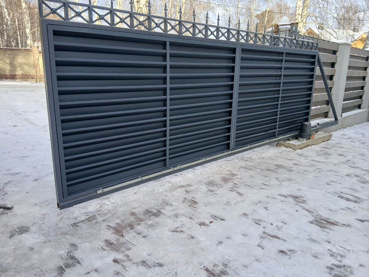 Входная группа из ламелей Хай-Тек RAL7024/7024 Серый Графит двусторонний МАТТЕ фото 8 в Сосновом Бору